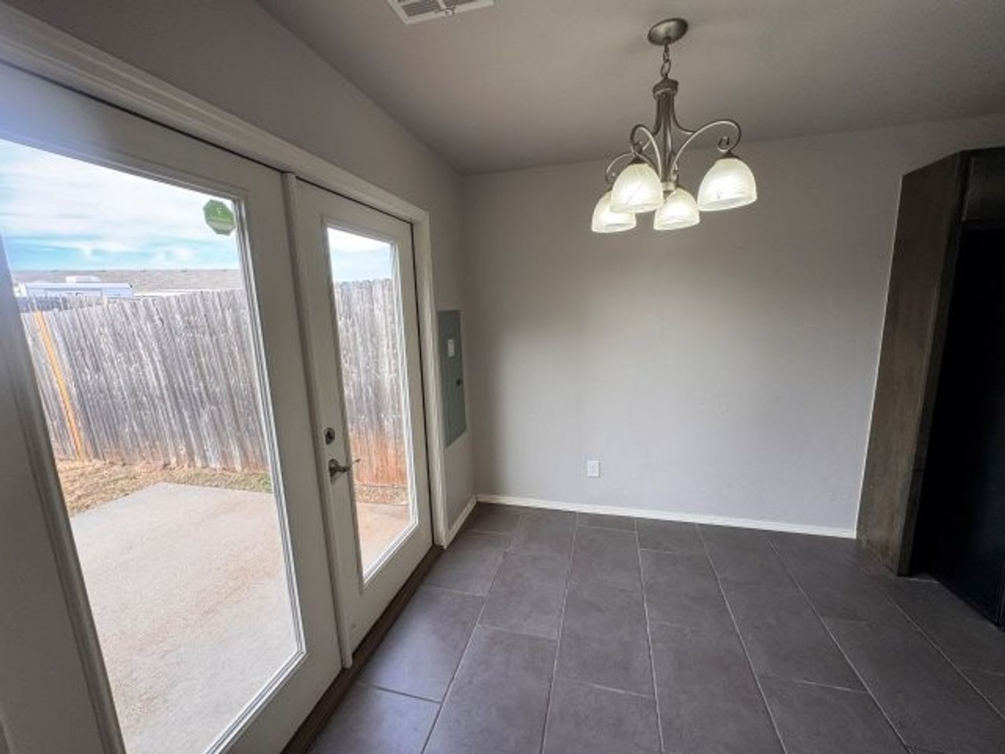 3 Bedroom 2 Story Duplex In Deer Creek Schools – photo 3