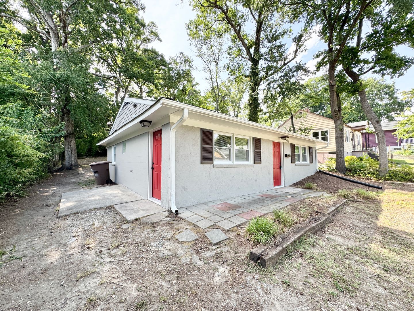 2 Bedroom In Lindley Park Close To Uncg – photo 2