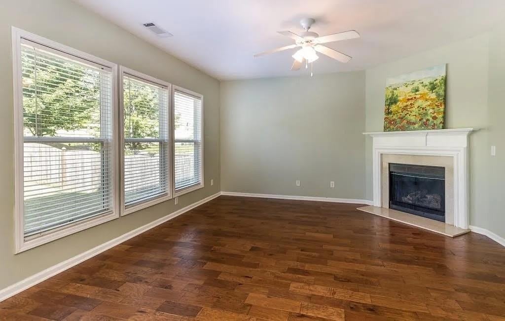 5640 Sterling Court – photo 3