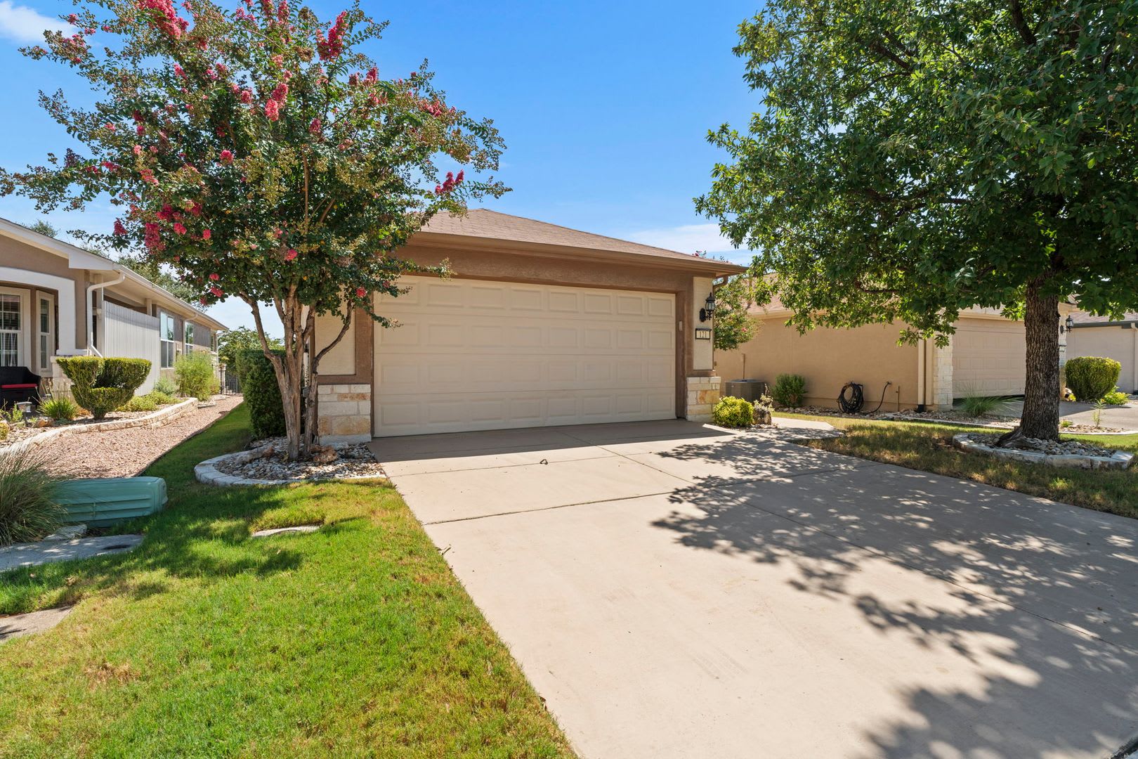 121 Huntsville Cv Unfurnished Sun City Rental Home Available Now – photo 2
