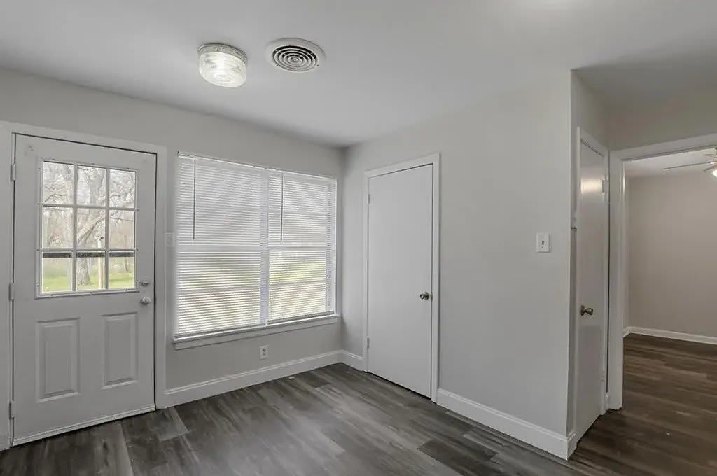 128 Vandenburg Drive – photo 1