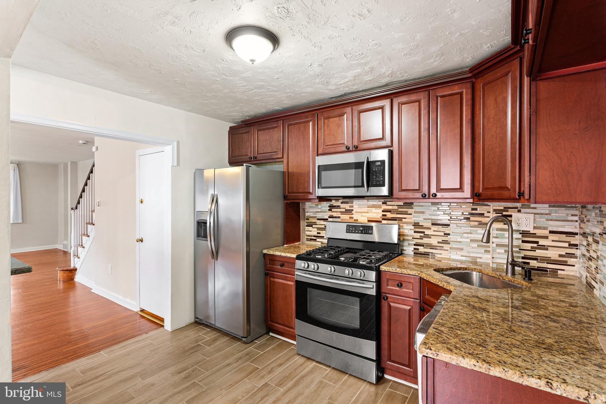 220 Williams Road – photo 2