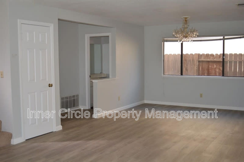 217 Mitchum Drive – photo 3