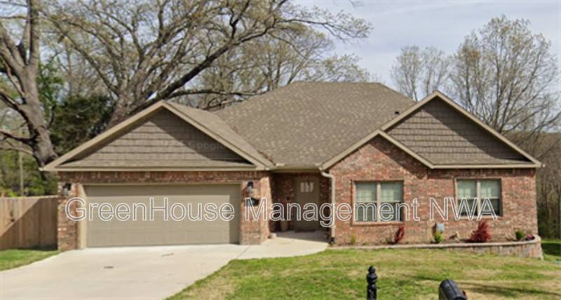 28 Mills Dr – photo 1