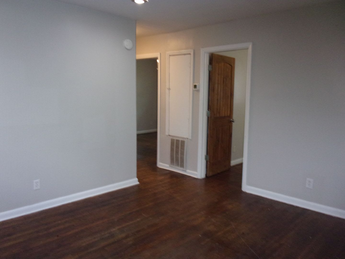 2 Bedroom 1 Bath Home Minutes from Uptown Charlotte – photo 3