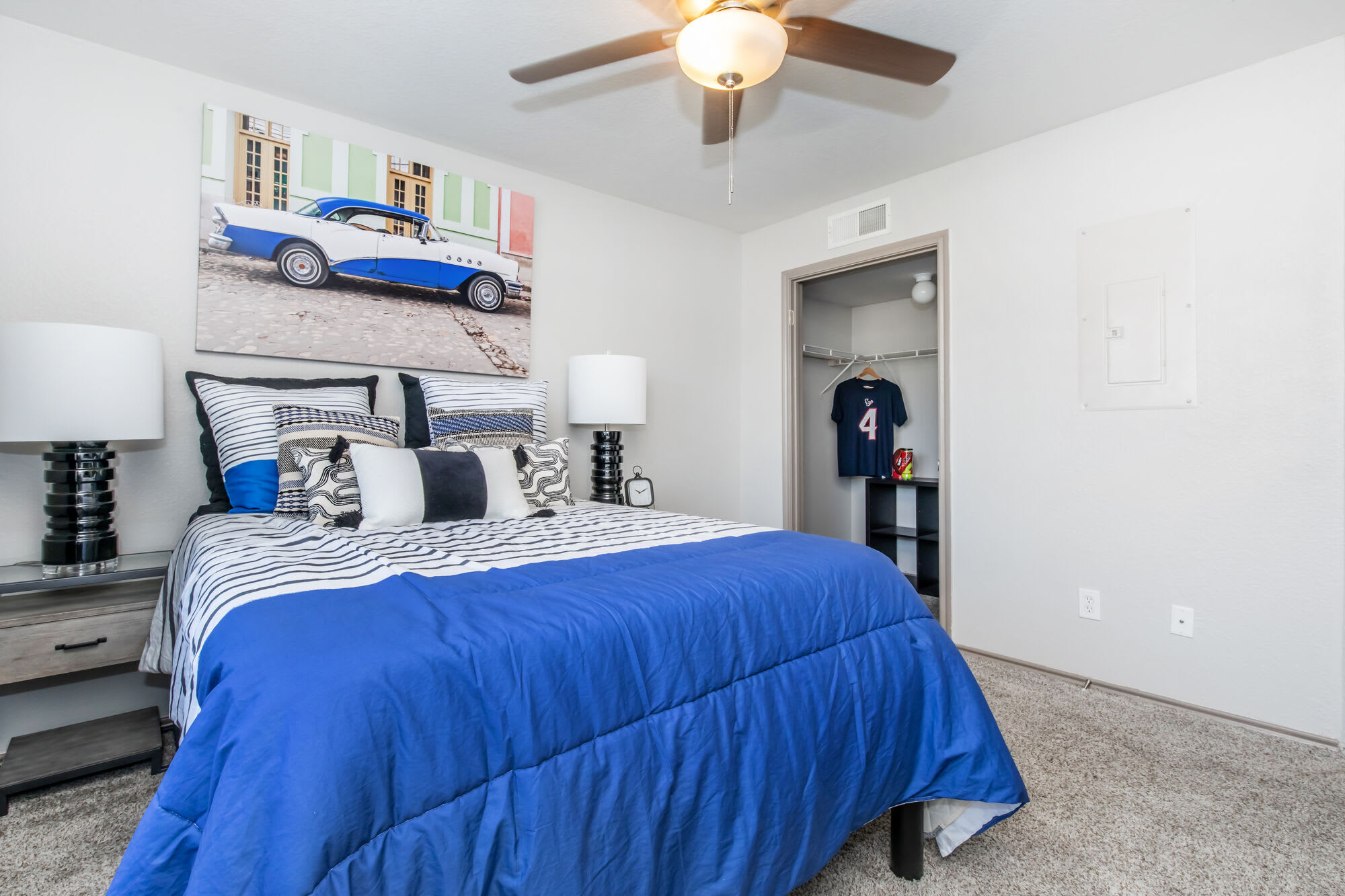 2 1 In Bryan Accepts Hud – photo 2