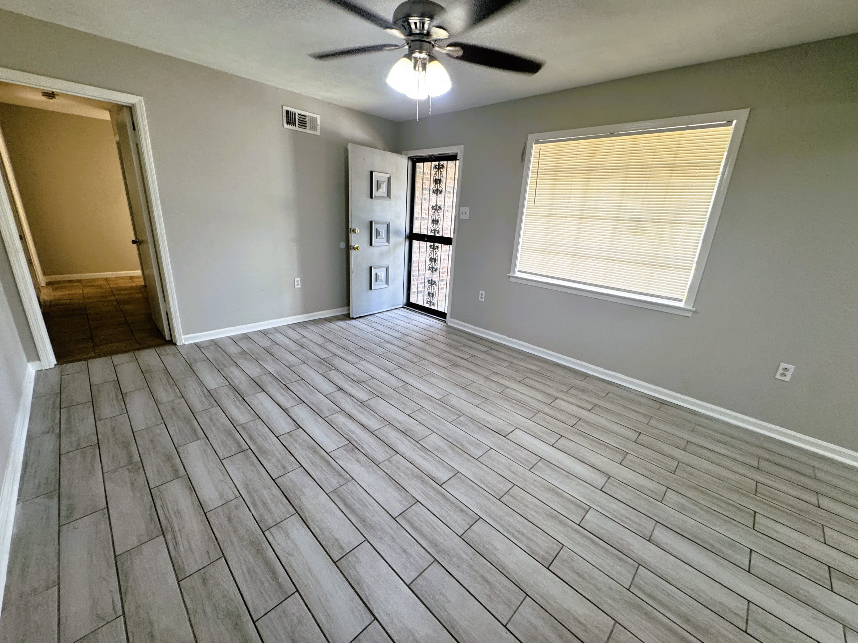 5209 Yale Road – photo 2