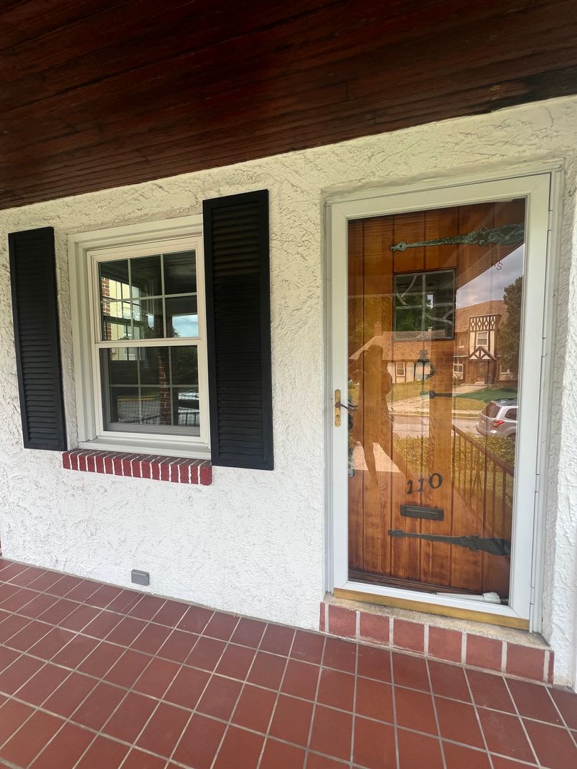 Charming Renovated Mount Penn 3 BR For Immediate Move In – photo 2