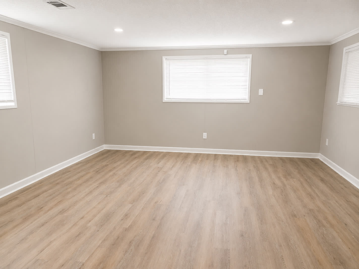 5028 Acorn Dr – photo 3
