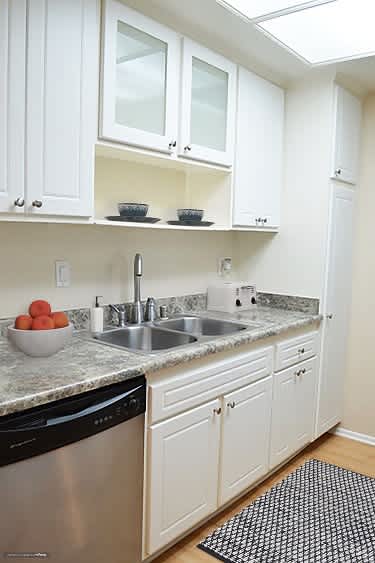 Valley Apartments – photo 5
