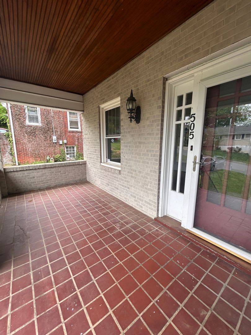 Charming 3 BR home minutes from Greenway & Hospital! – photo 2