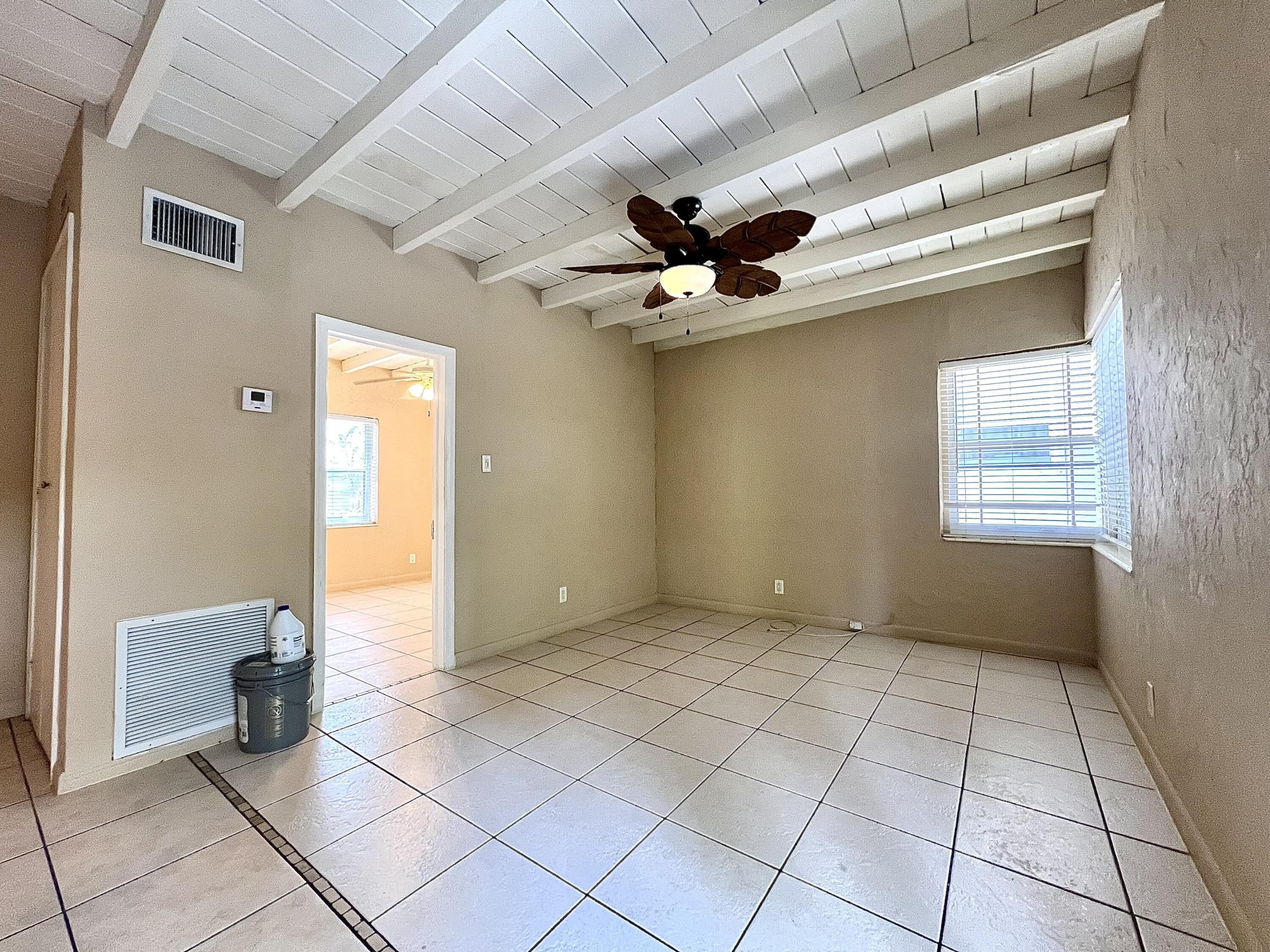 817 NE 16TH Terrace – photo 5