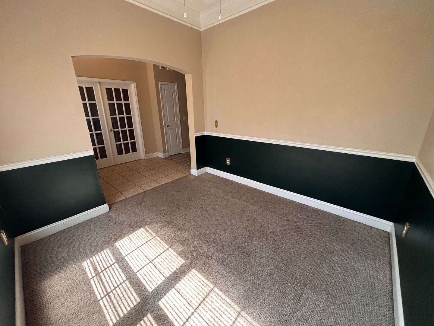 Spacious 4BR Waterfront Home with Bonus Room & Fenced Yard! – photo 3