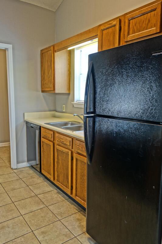 13916 Sandhurst Drive SW – photo 4