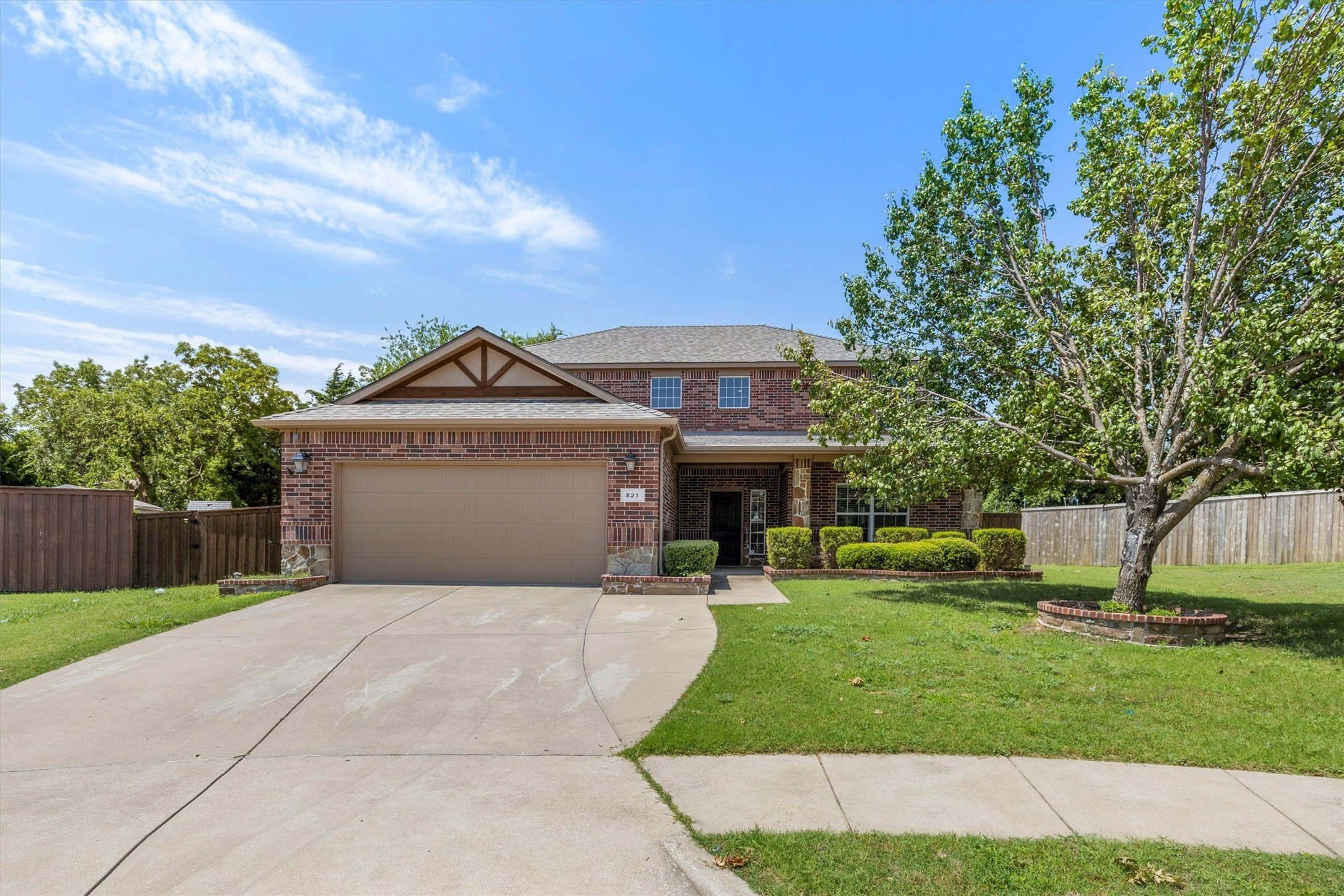 821 Westwood Court – photo 1