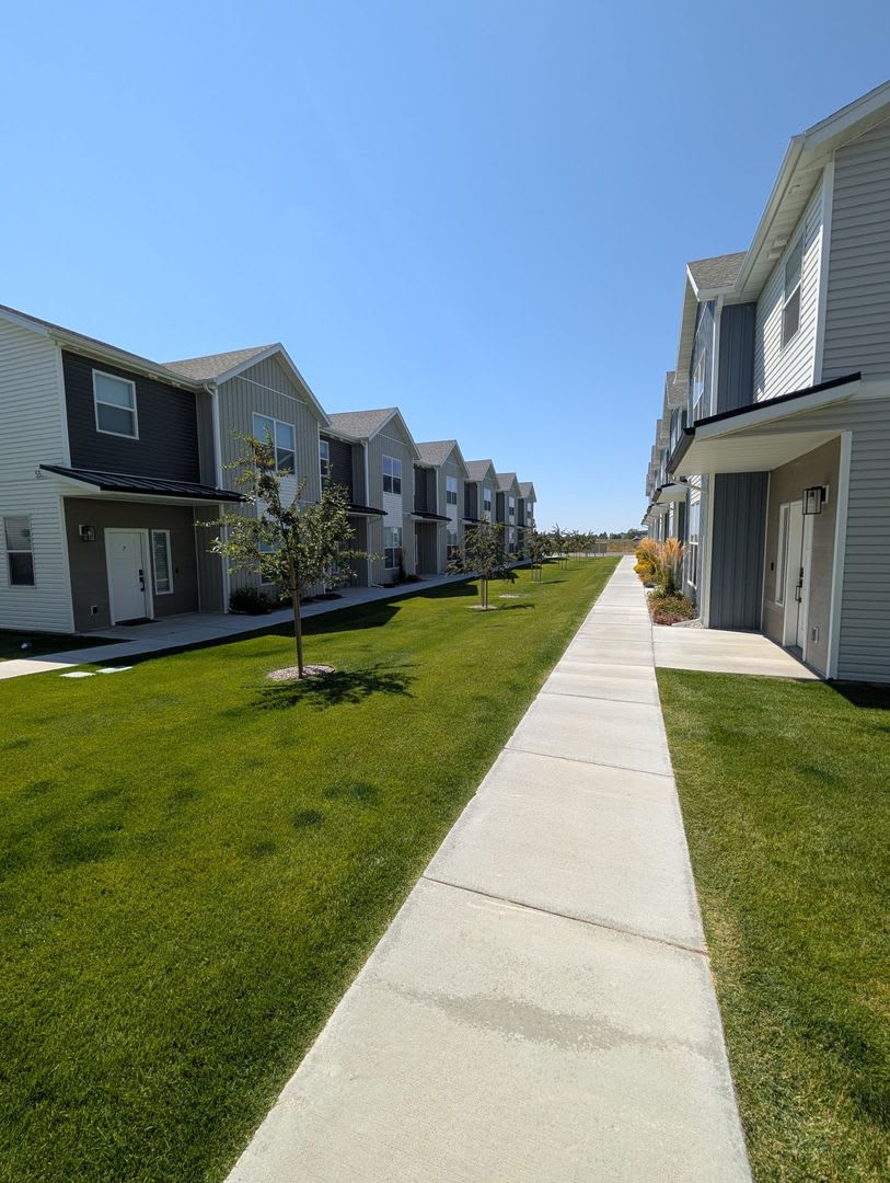 5560 Trueman Unit C – photo 2