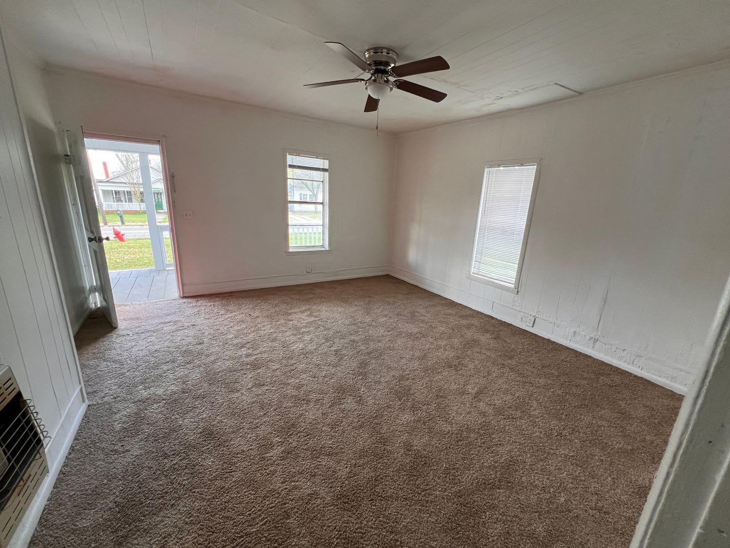 411 E Troy St – photo 3