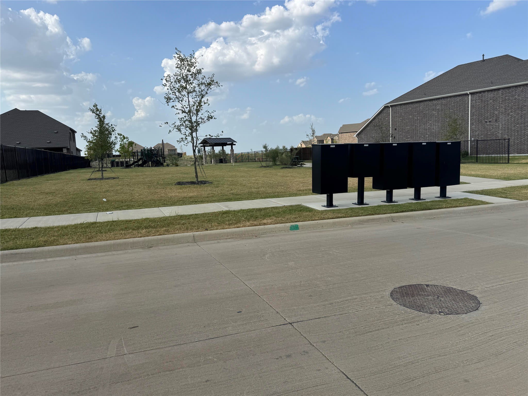 2516 Grapevine Way – photo 2