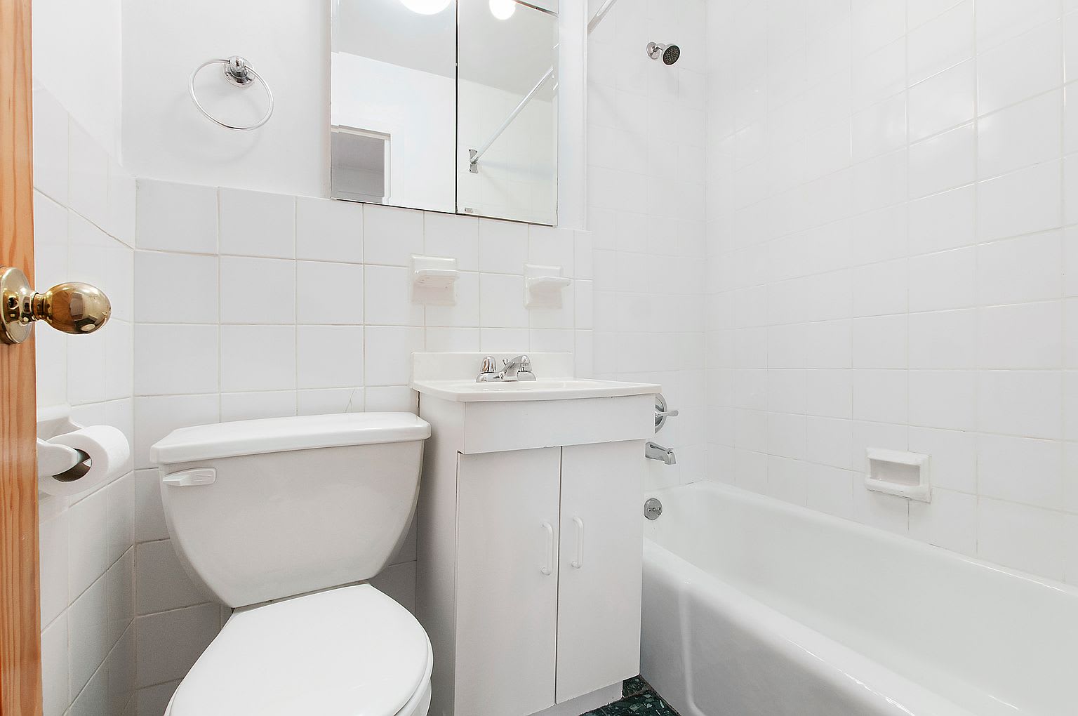330 W 85Th St Apt 4A – photo 5