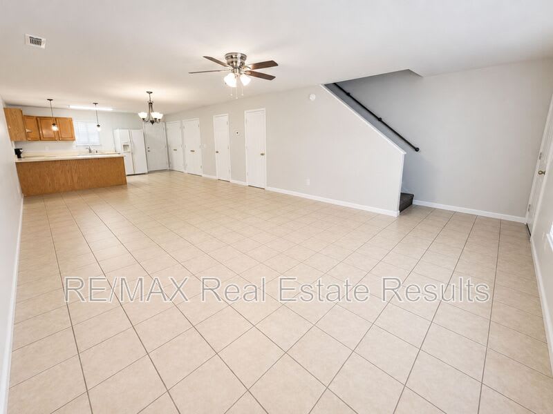 290 Meadow Ct – photo 5