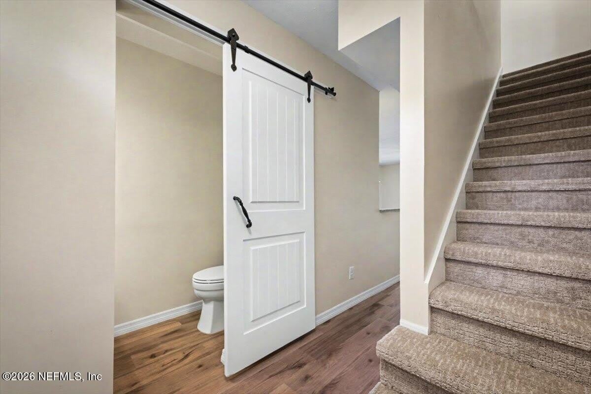 22 COMARES Avenue – photo 4