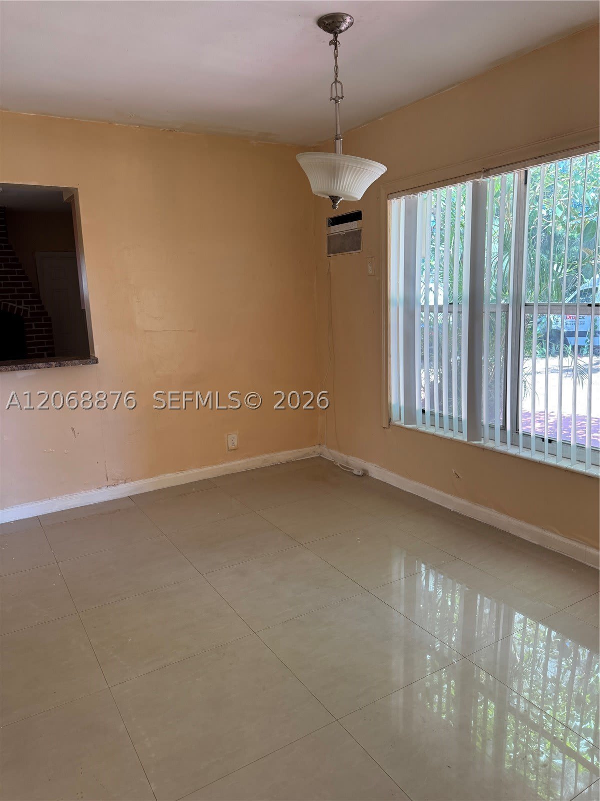 695 NE 151st St – photo 3