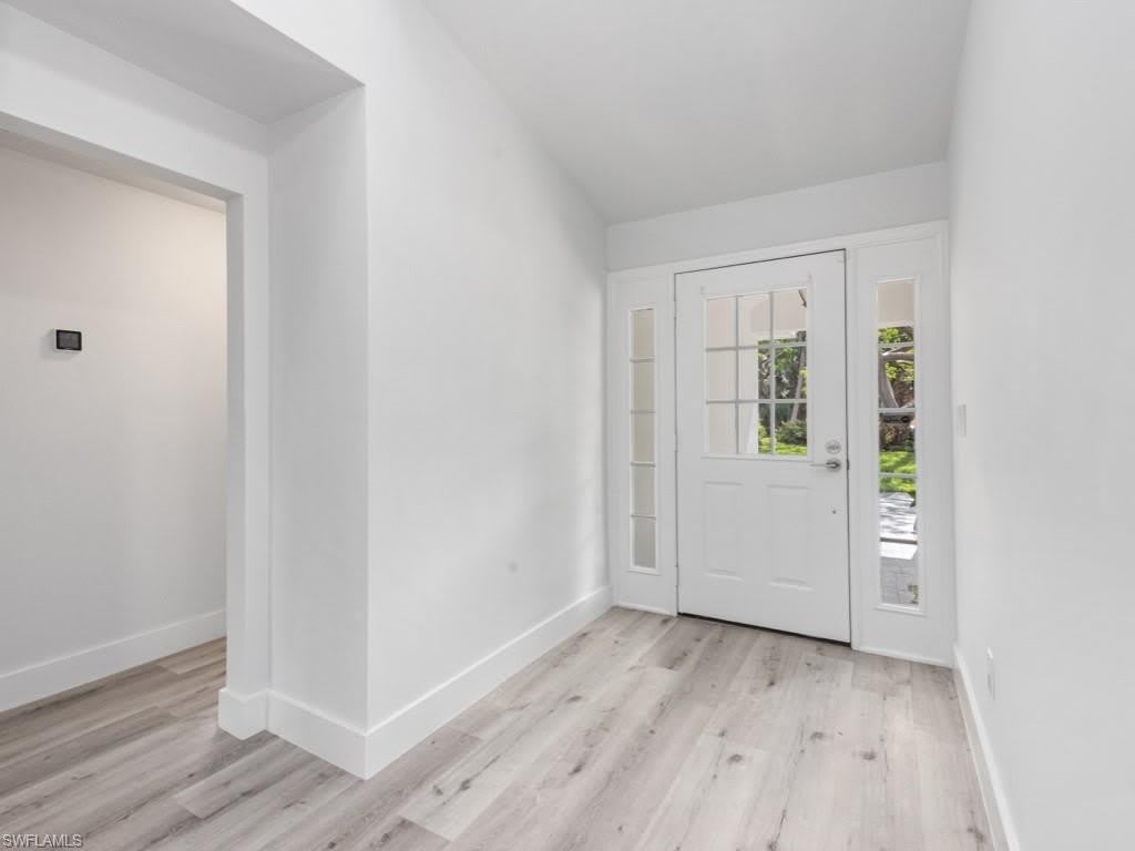 1131 Crayton Rd – photo 3
