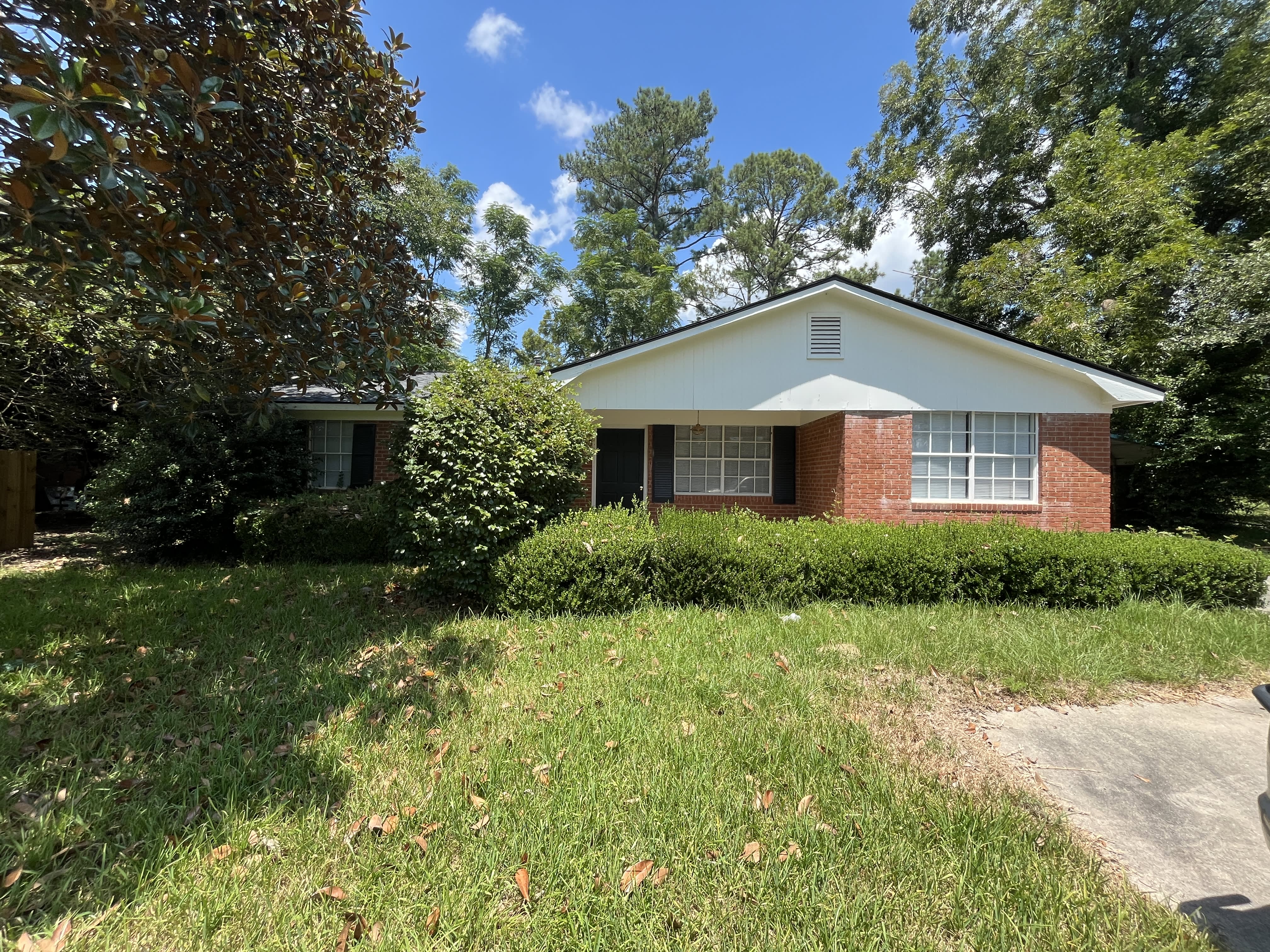 2293 Burkhalter Rd – photo 1