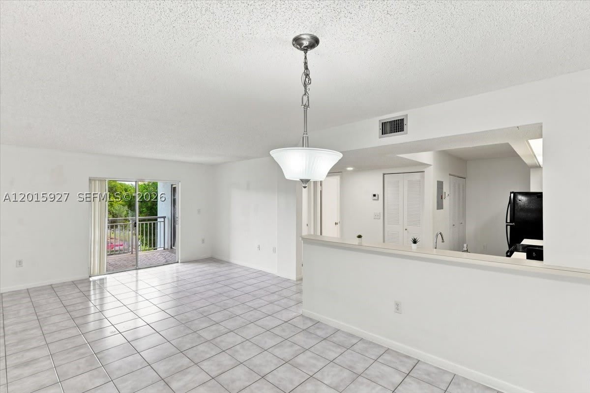 8660 SW 212th St – photo 2