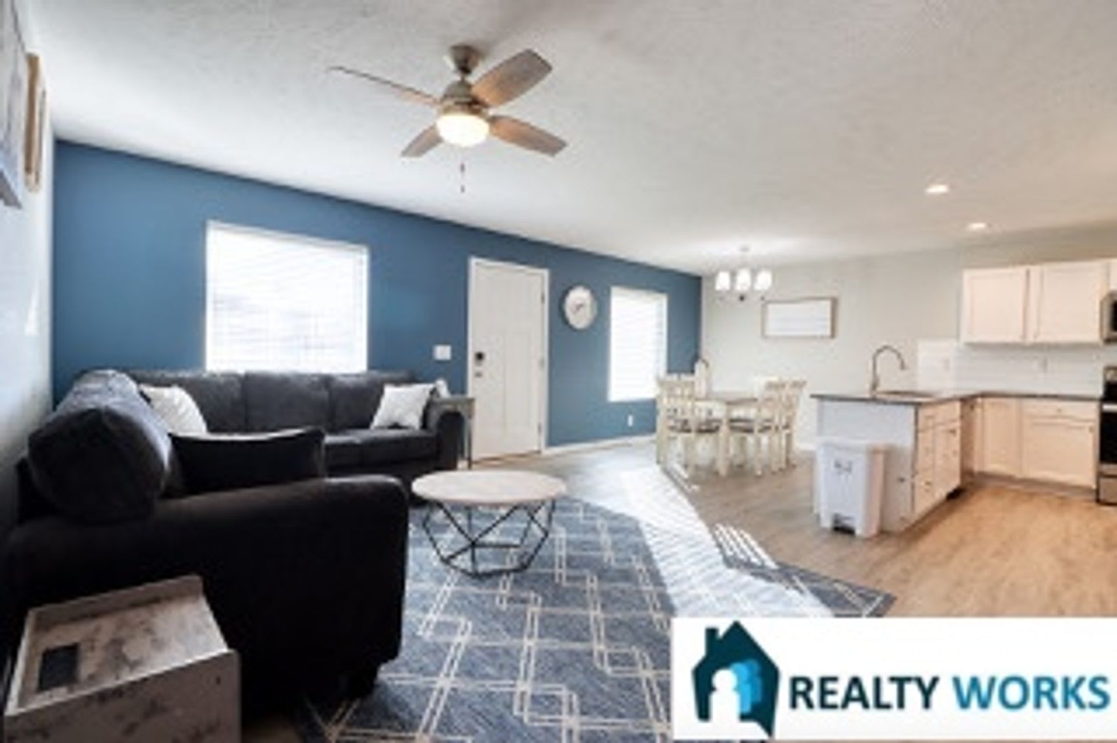 3 Bedroom, 2.5 Bath townhome in great location – photo 5
