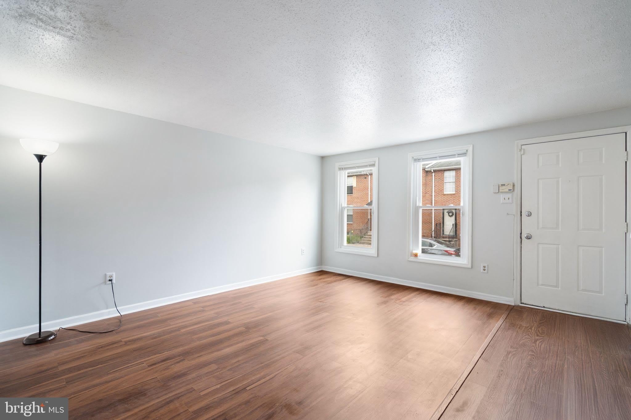 1326 N STOCKTON Street – photo 4