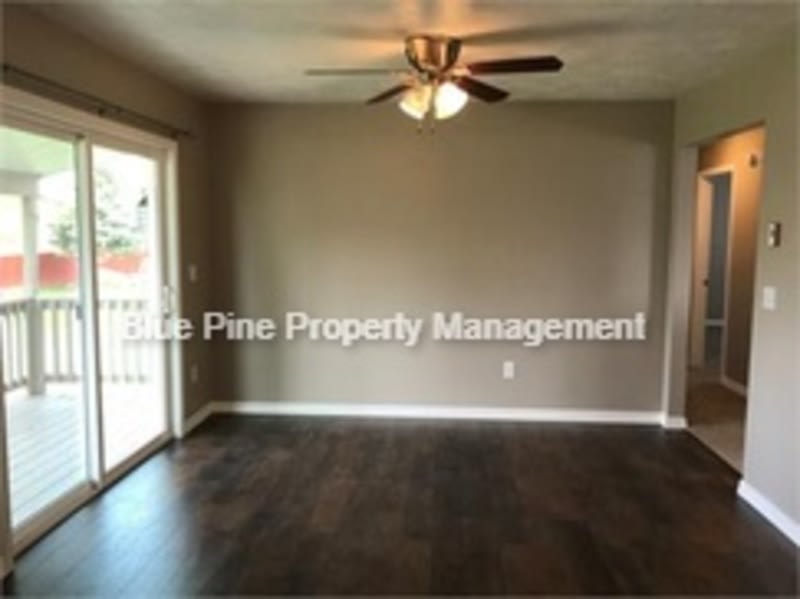 465 Lyn Avenue – photo 4