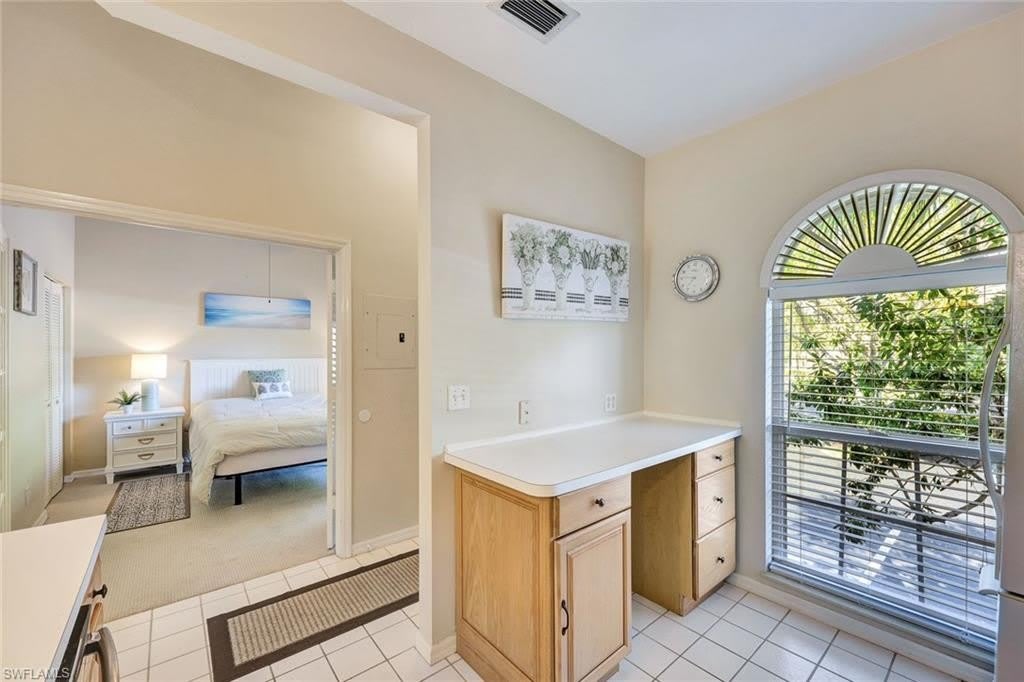 8228 Twelve Oaks Cir – photo 5