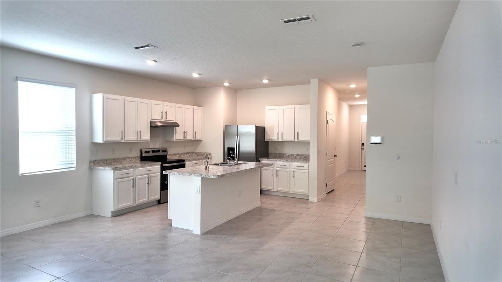 1241 YELLOW FINCH Drive – photo 5