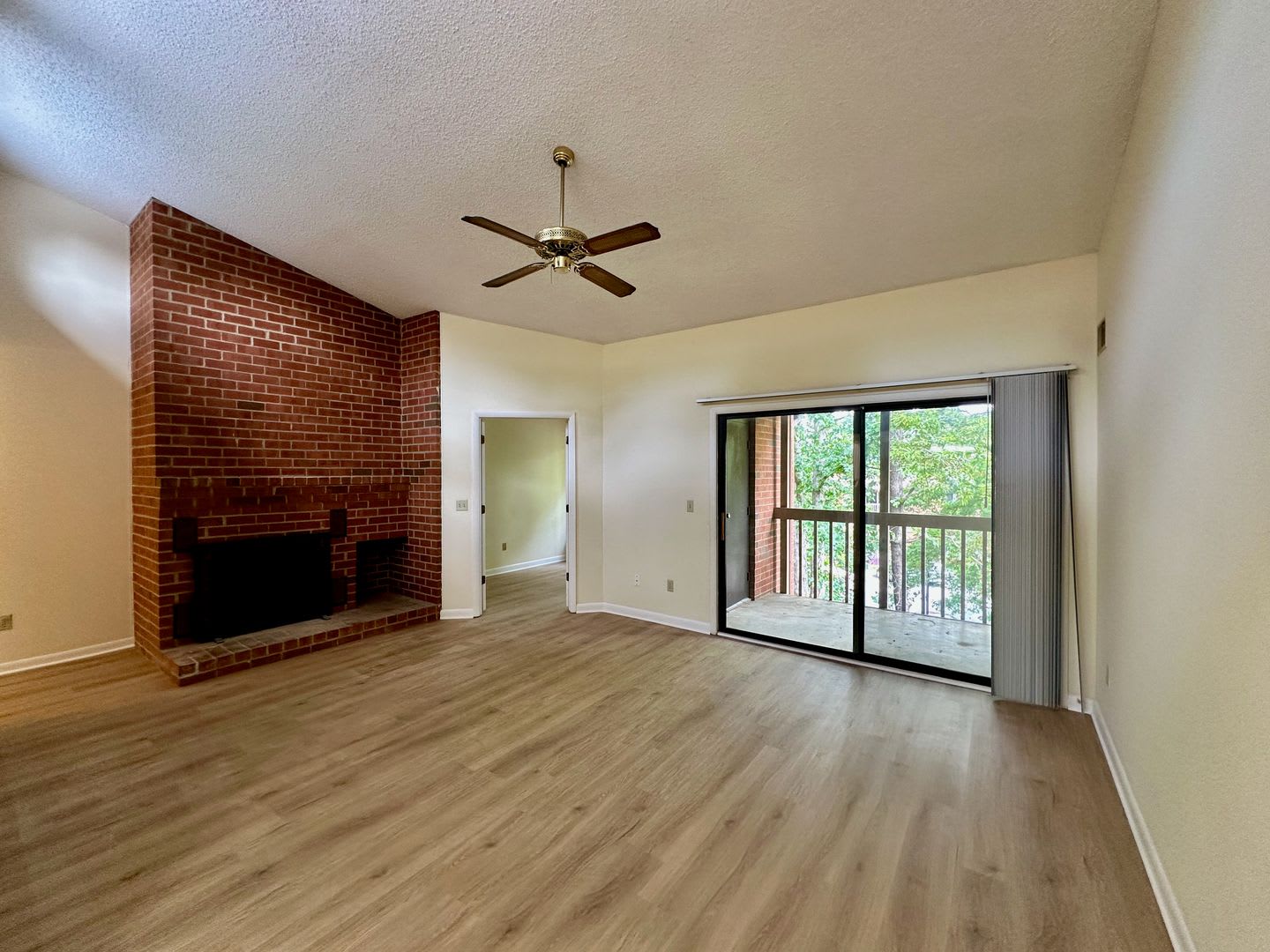Fully Renovated Turtle Creek 2 Bed/2 Bath with Solarium – photo 2
