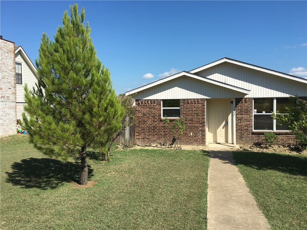 1005 Weiss Avenue – photo 1
