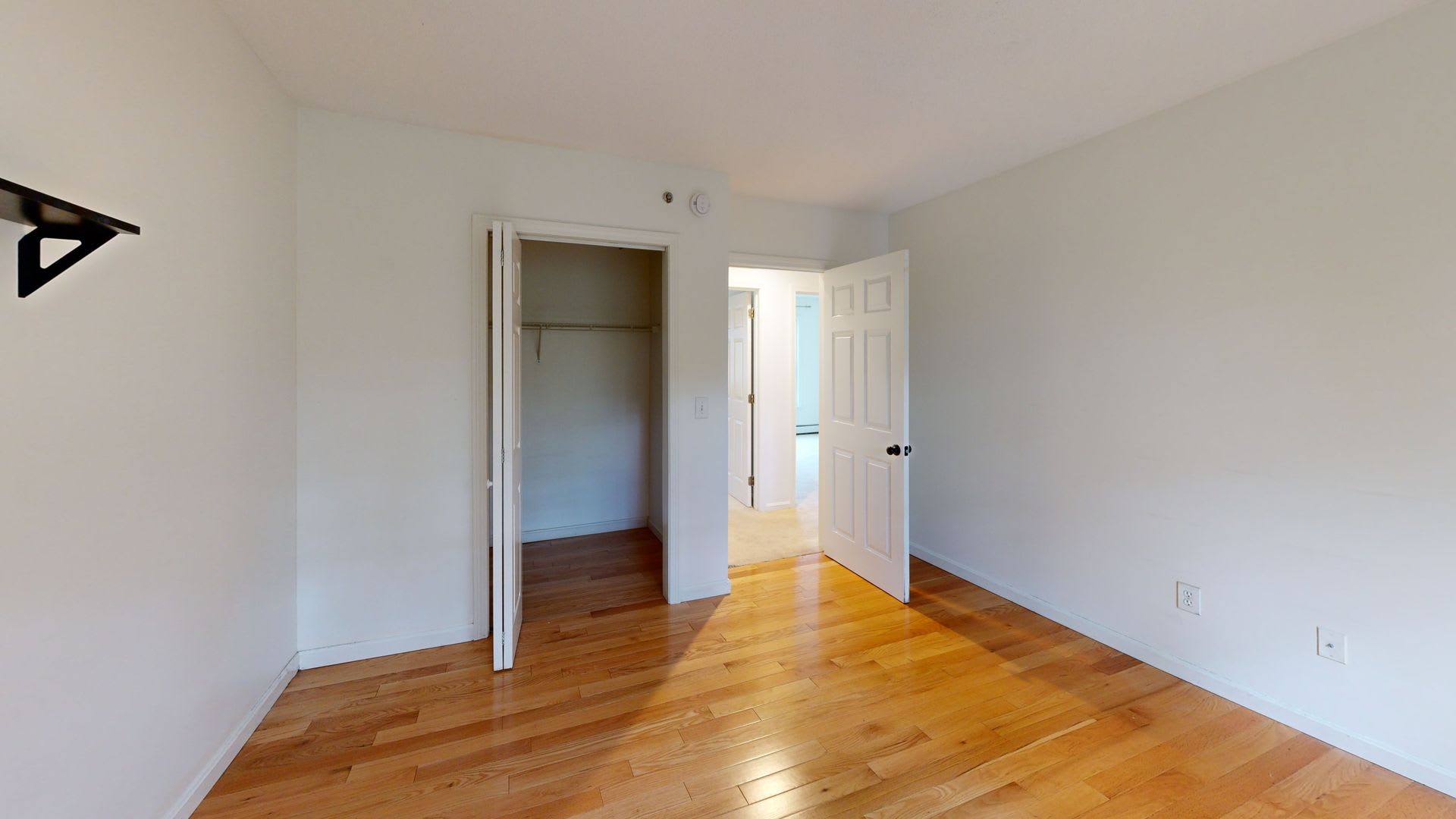 Spacious 3-Bedroom Condo in Lebanon, NH. PRICE REDUCED! – photo 3