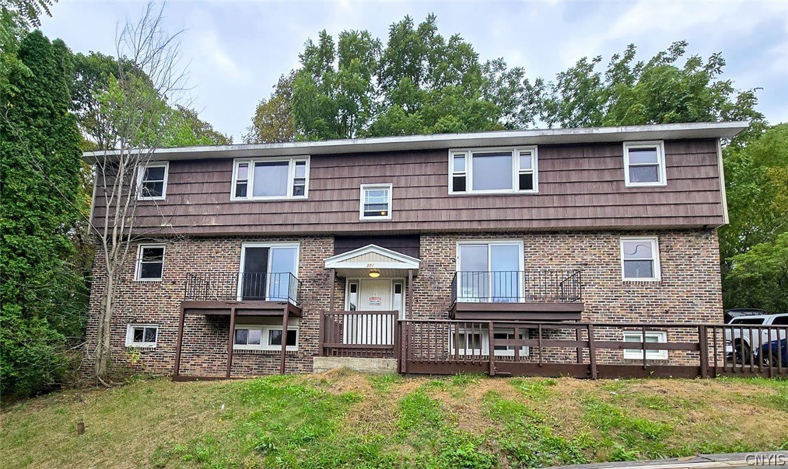 301 1st N Street – photo 2