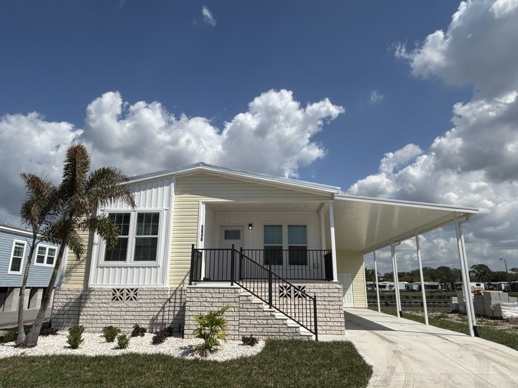 5646 Blue Harbor Drive – photo 1