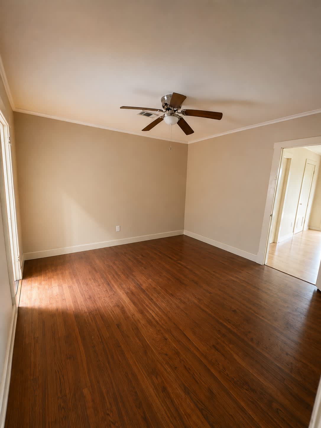 1311 47th Ave – photo 4