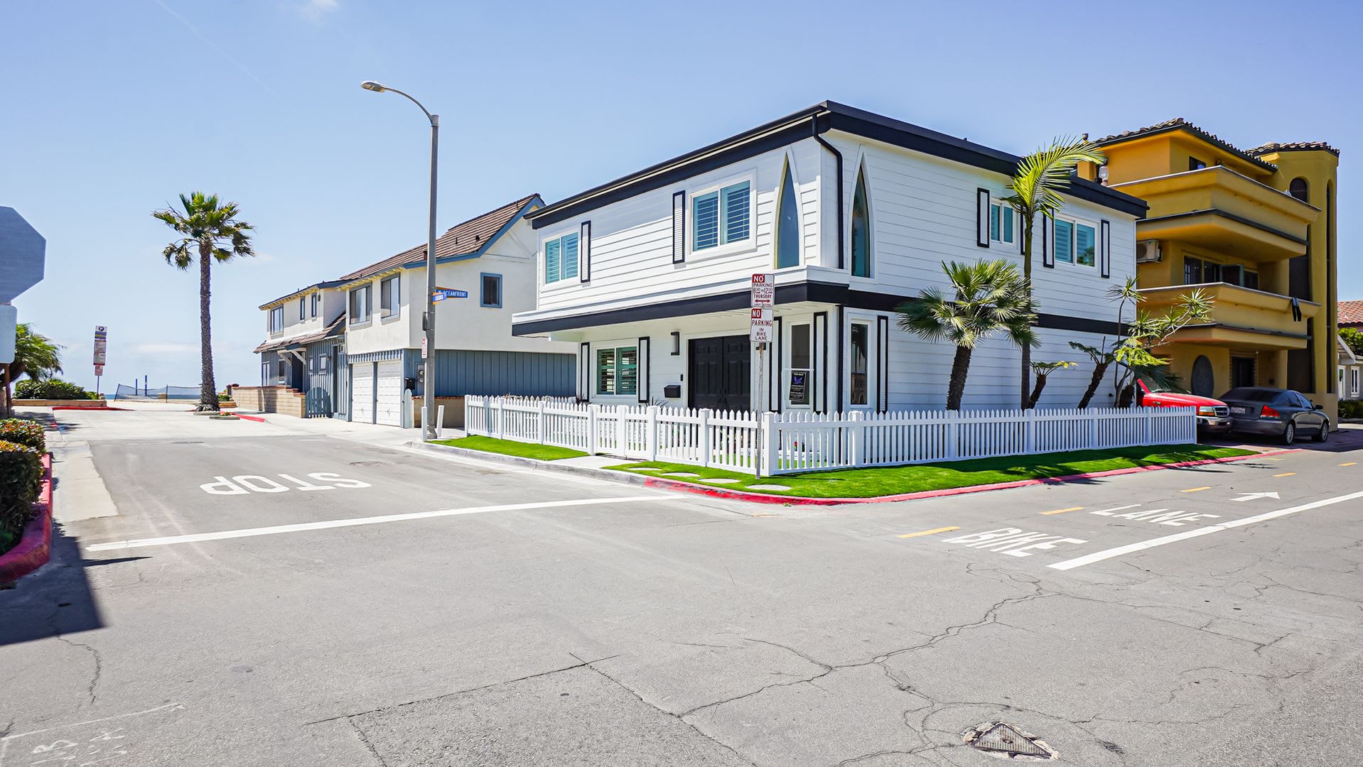Completely Remodeled Beach House – One Home from the Sand – photo 2