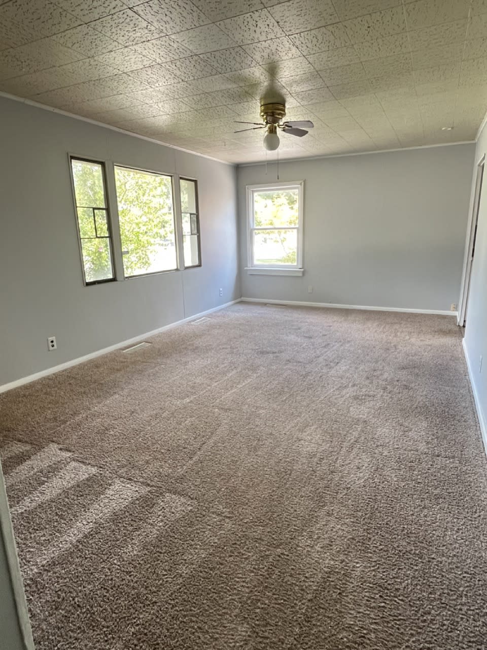 2123 Covert Avenue – photo 3