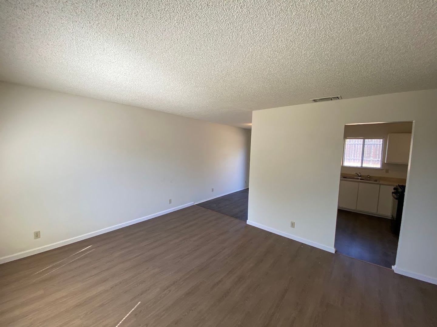 3 Bed 2 Bath Home Available Now – photo 3