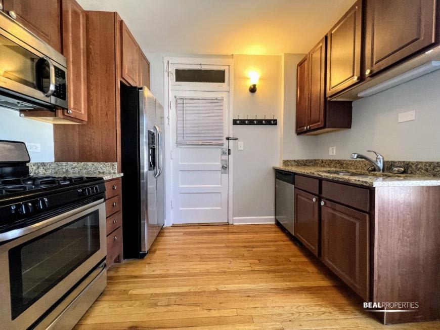 2110 W Ainslie – photo 5