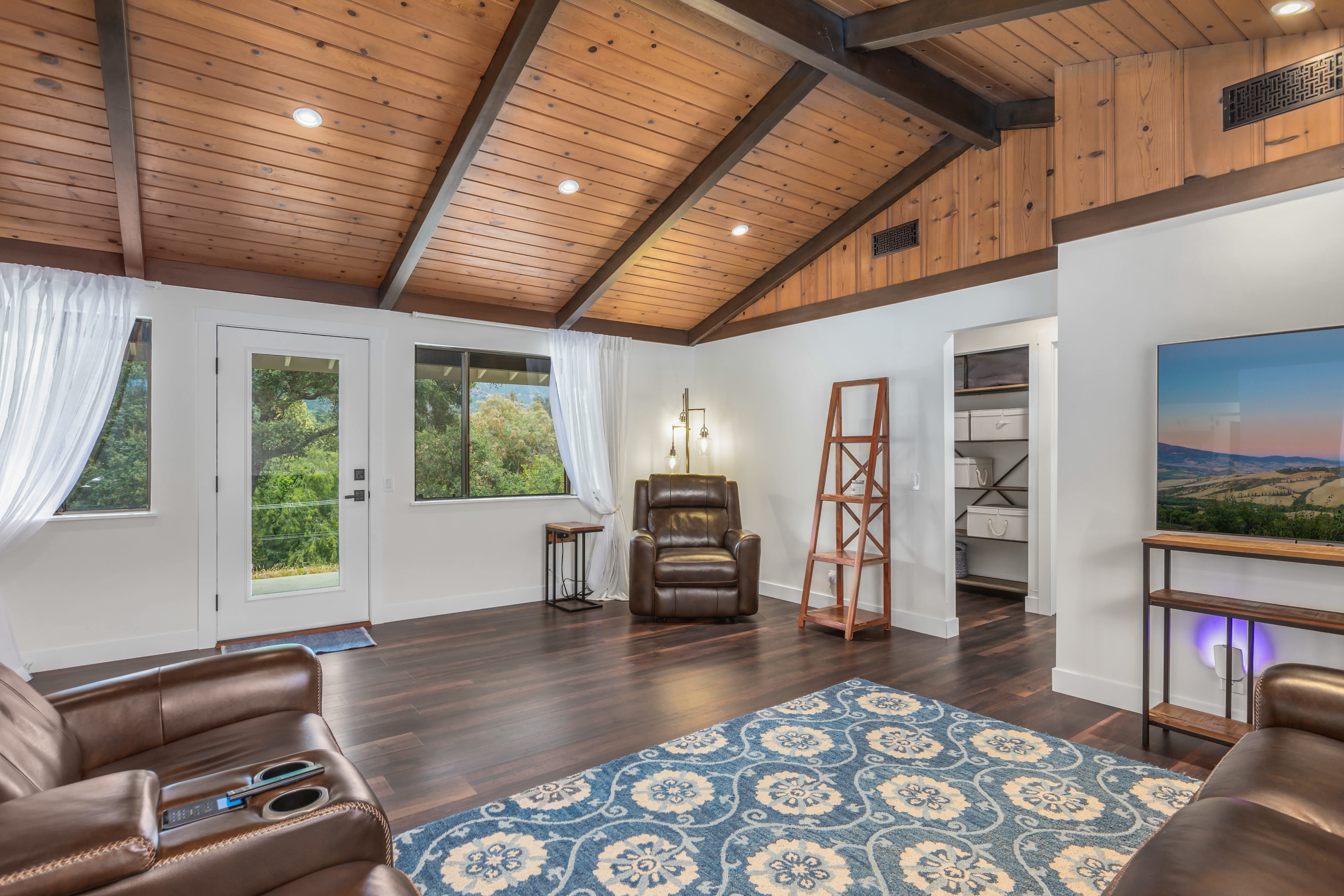 345 Sierra Vista Road – photo 2