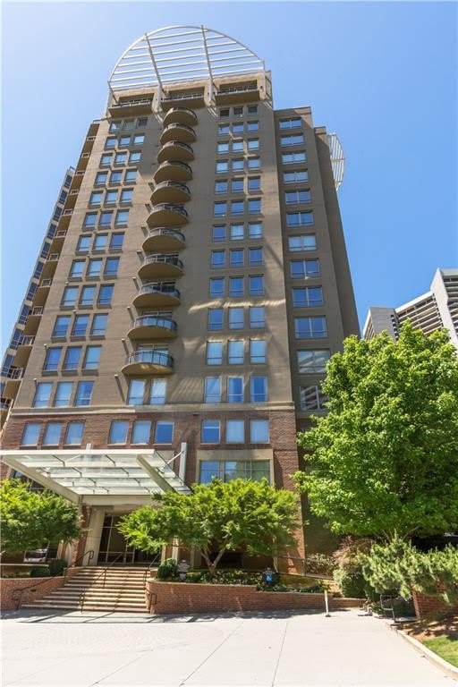 2626 Peachtree Road NW – photo 2