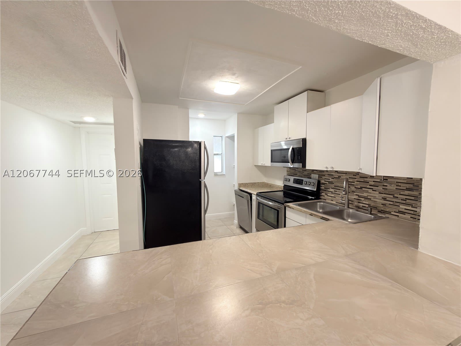 7801 Colony Cir S – photo 4