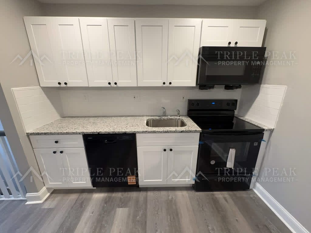 6995-A Guilford Road – photo 4