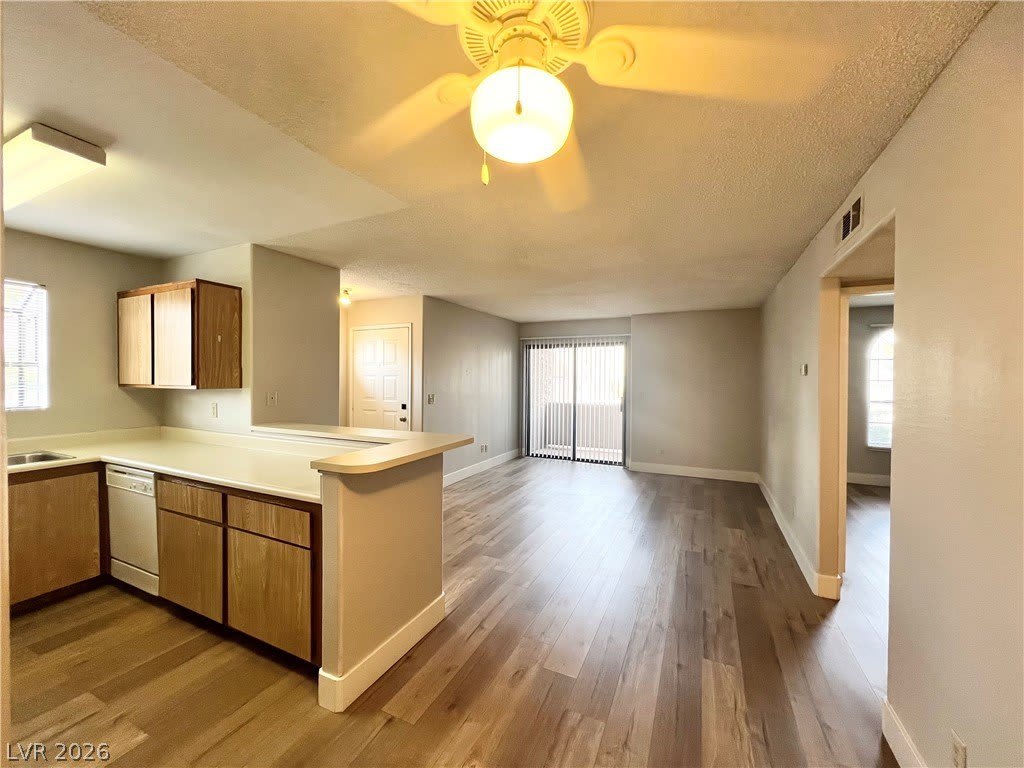 2989 Juniper Hills Boulevard – photo 3