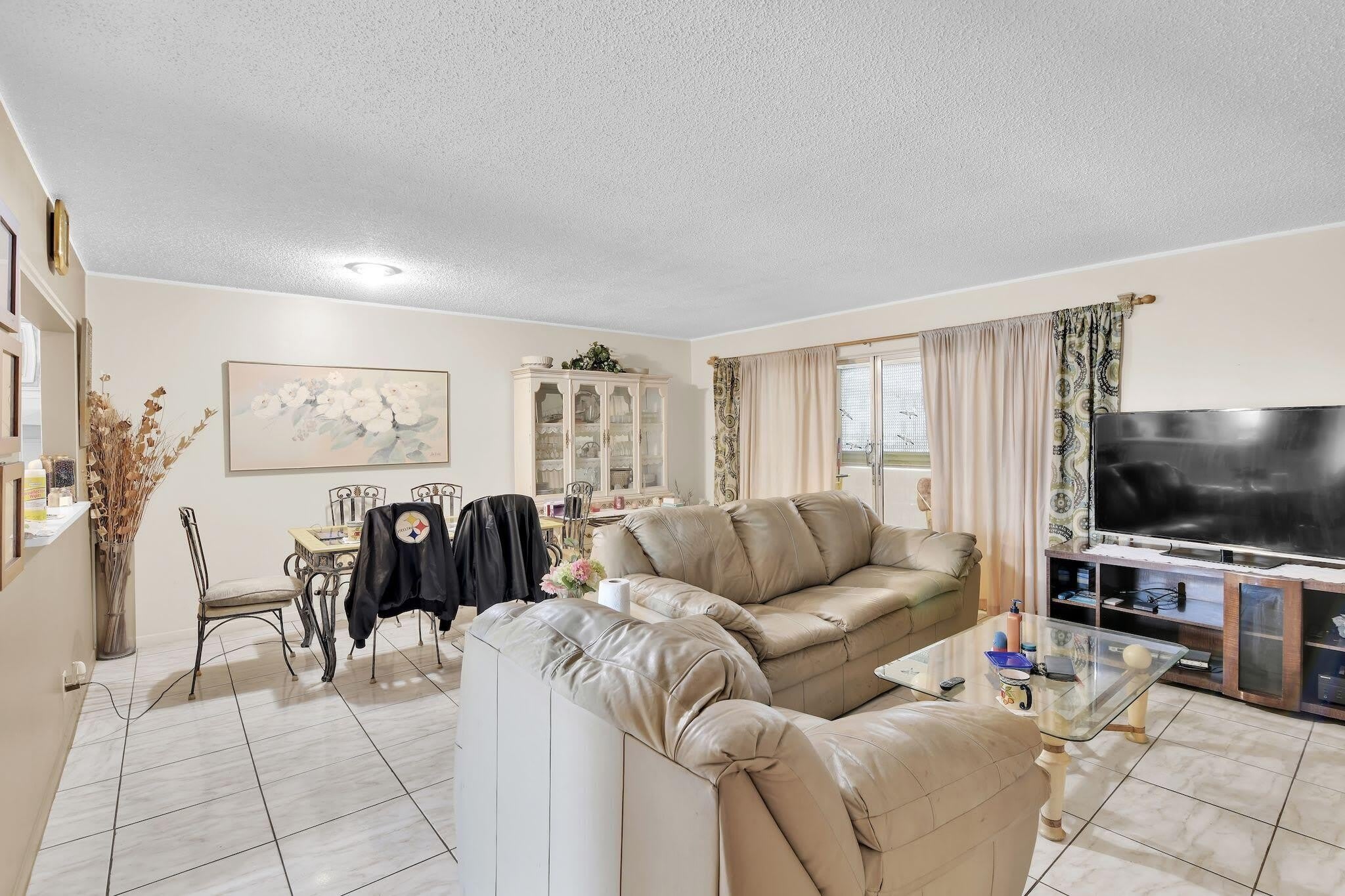 711 Lori Drive – photo 4